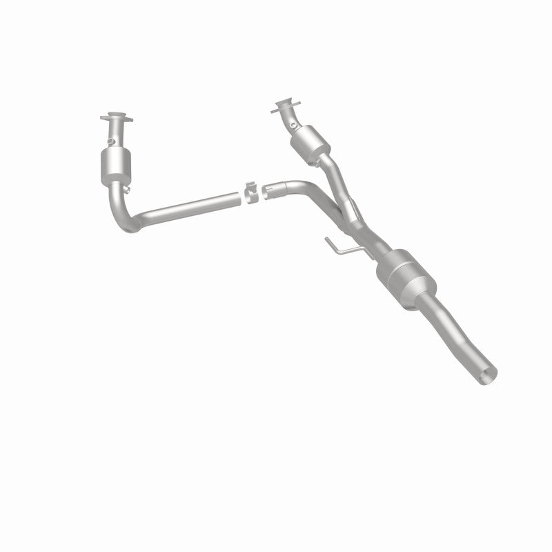 MagnaFlow Dodge Durango OEM Grade Federal / EPA Compliant Direct-Fit Catalytic Converter 51348 360 Degree Image Set
