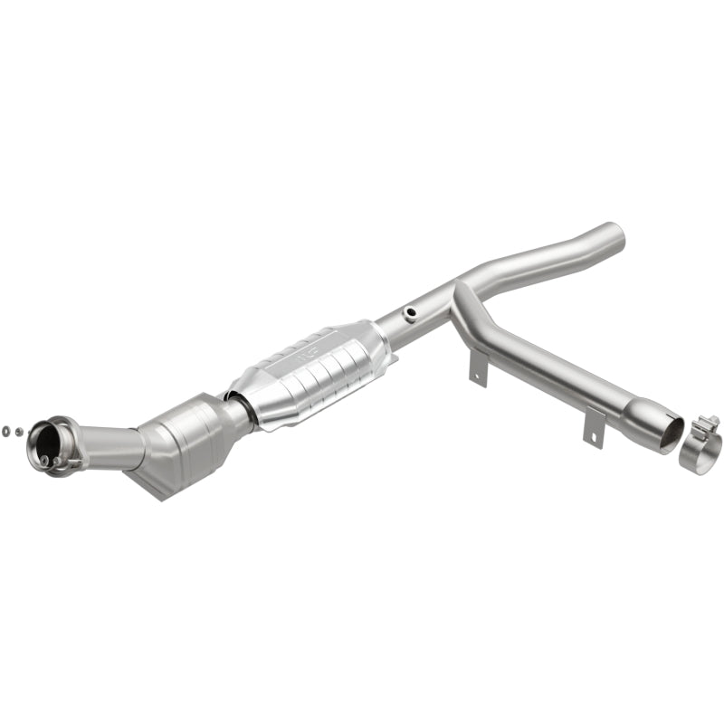 MagnaFlow Ford F-150 California Grade CARB Compliant Direct-Fit Catalytic Converter 447132 Photo - Primary
