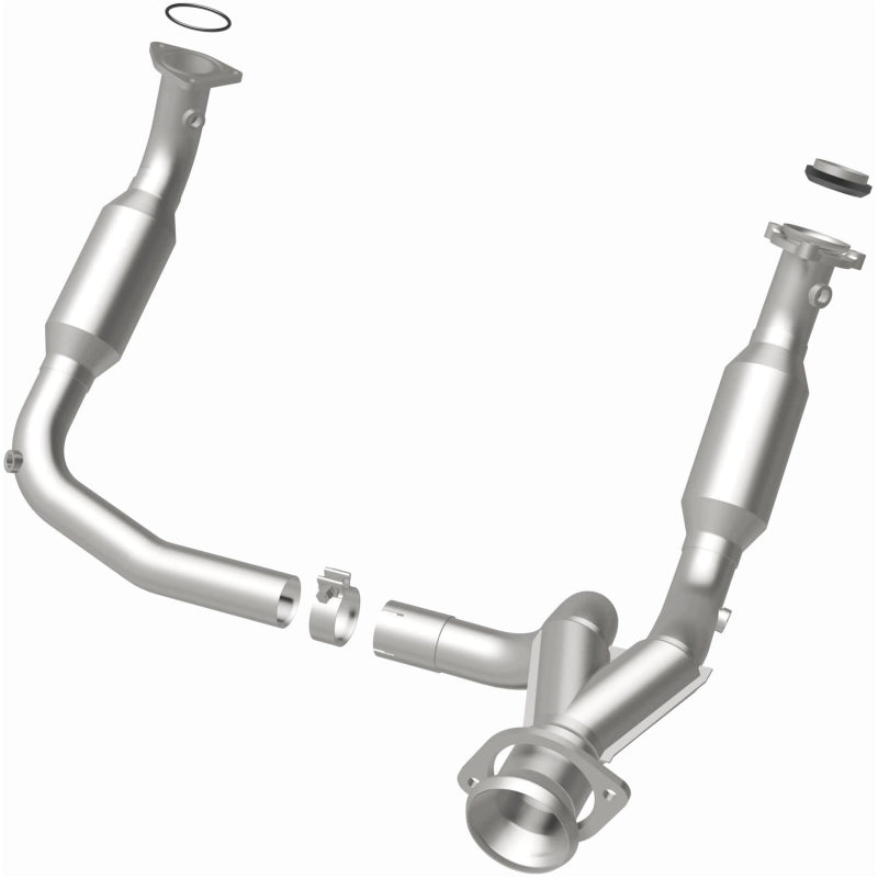 MagnaFlow California Grade CARB Compliant Direct-Fit Catalytic Converter 5551631 Photo - out of package
