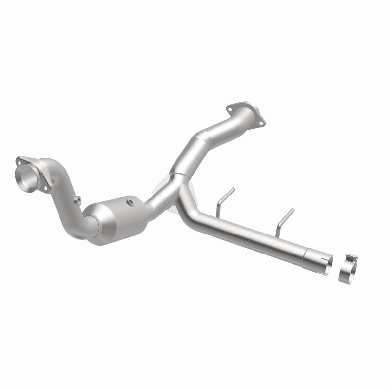 MagnaFlow Ford F-150 OEM Grade Federal / EPA Compliant Direct-Fit Catalytic Converter 21-471 360 Degree Image Set