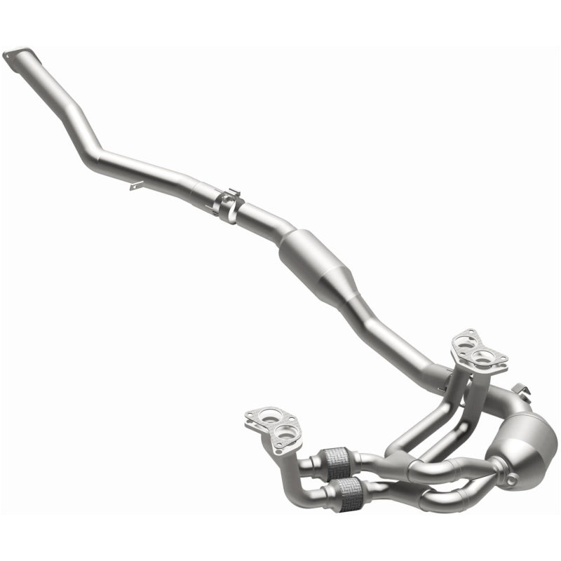 Magnaflow 14-17 Subaru Crosstrek 2.0L Direct Fit Converter 23-184 23-184 Photo - out of package