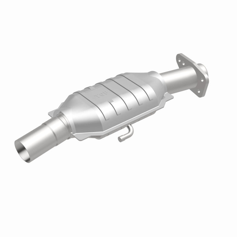 MagnaFlow Standard Grade Federal / EPA Compliant Direct-Fit Catalytic Converter 93418 360 Degree Image Set