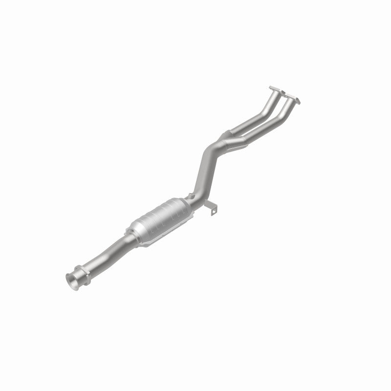 MagnaFlow BMW Standard Grade Federal / EPA Compliant Direct-Fit Catalytic Converter 93684 360 Degree Image Set