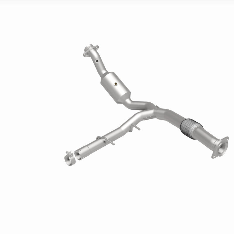 Magnaflow 18-21 Ford Expedition Right Underbody 3.5L Direct Fit Catalytic Converter 280219 280219 360 Degree Image Set