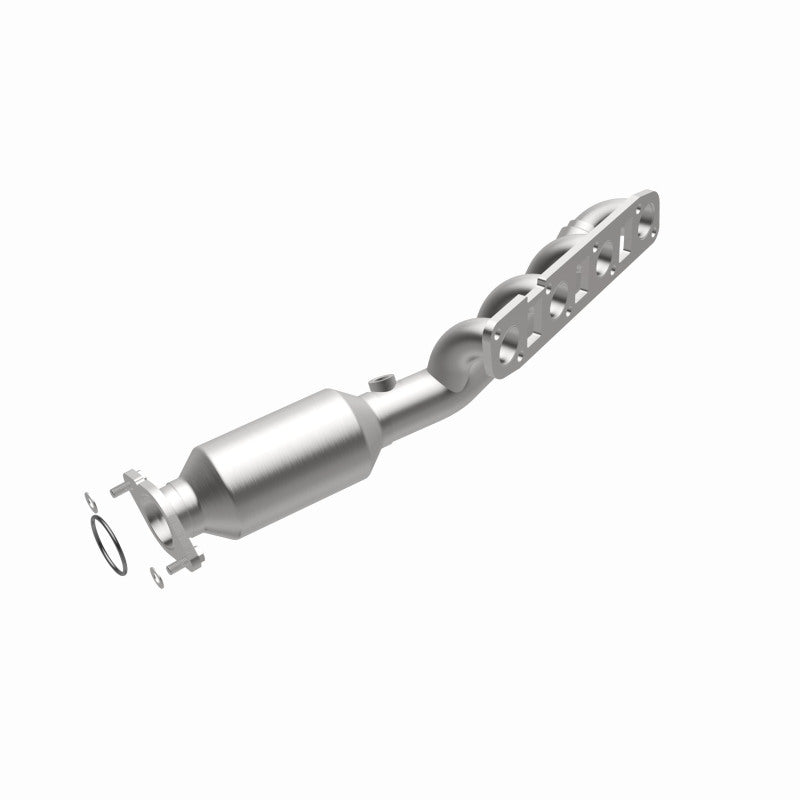 MagnaFlow Infiniti OEM Grade Federal / EPA Compliant Manifold Catalytic Converter 22-035 360 Degree Image Set
