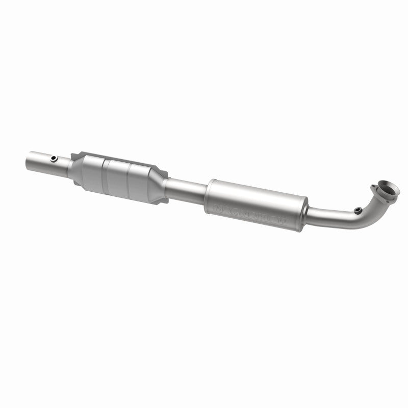 MagnaFlow HM Grade Federal / EPA Compliant Direct-Fit Catalytic Converter 95473 360 Degree Image Set