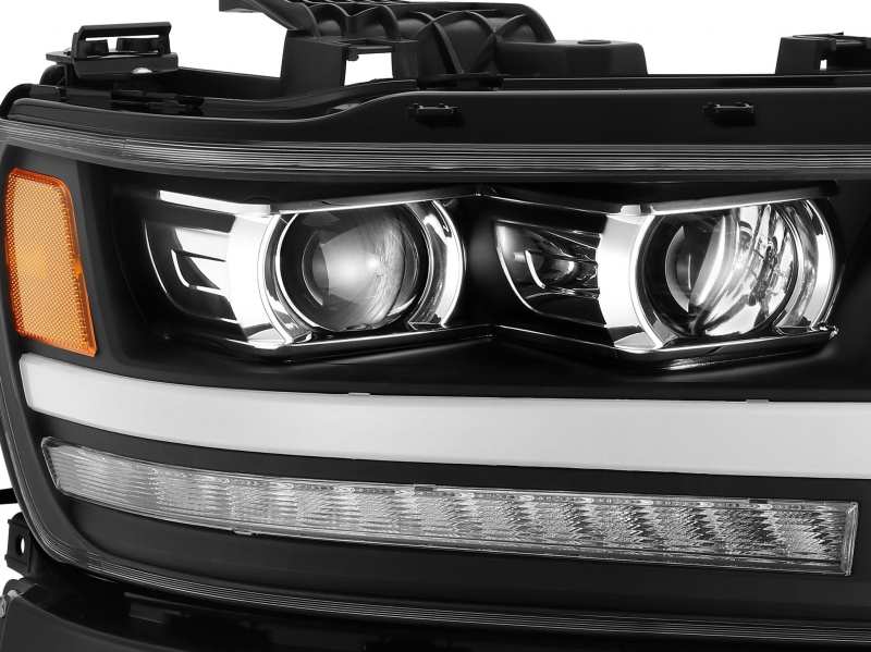 AlphaRex 19-20 Dodge Ram 1500 LUXX LED Proj Headlights Plank Jet Blk w/Activ Light/Seq Signal/DRL 880545 880545 User 2