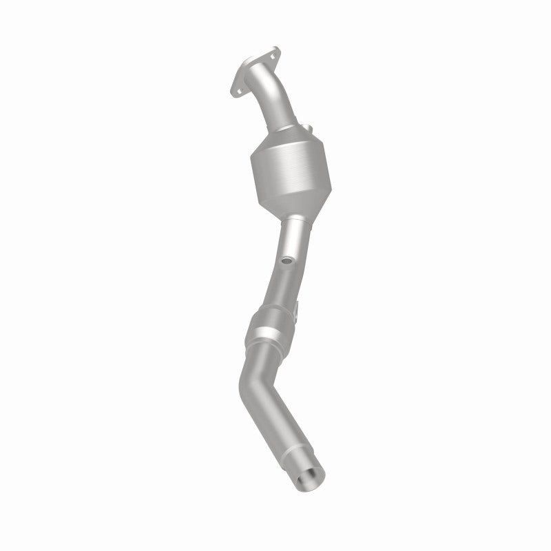 MagnaFlow Land Rover Freelander OEM Grade Federal / EPA Compliant Direct-Fit Catalytic Converter 51877 360 Degree Image Set