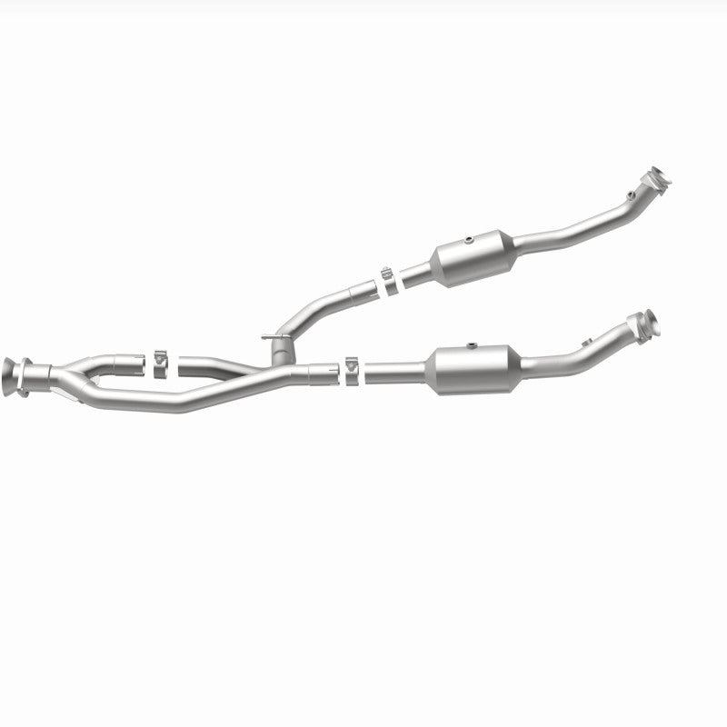 Magnaflow 20-21 Ford Transit-150 Single Underbody V6 3.5L RWD Direct-Fit Catalytic Converter 280248 280248 360 Degree Image Set