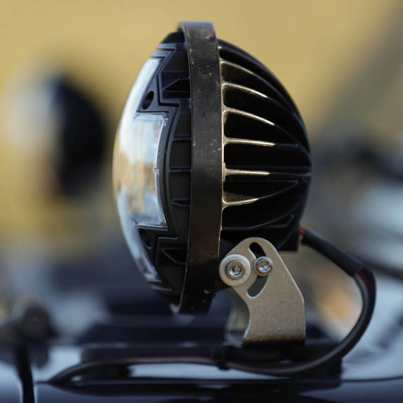 ARB Nacho 5.75in Offroad TM5 Combo White LED Light Set TM512 TM512 Photo - Close Up