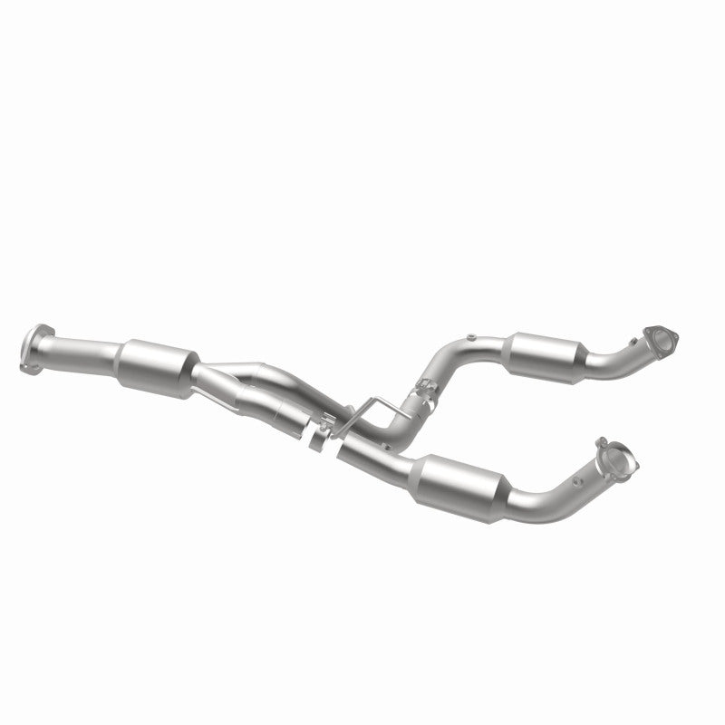 MagnaFlow California Grade CARB Compliant Direct-Fit Catalytic Converter 5582113 360 Degree Image Set