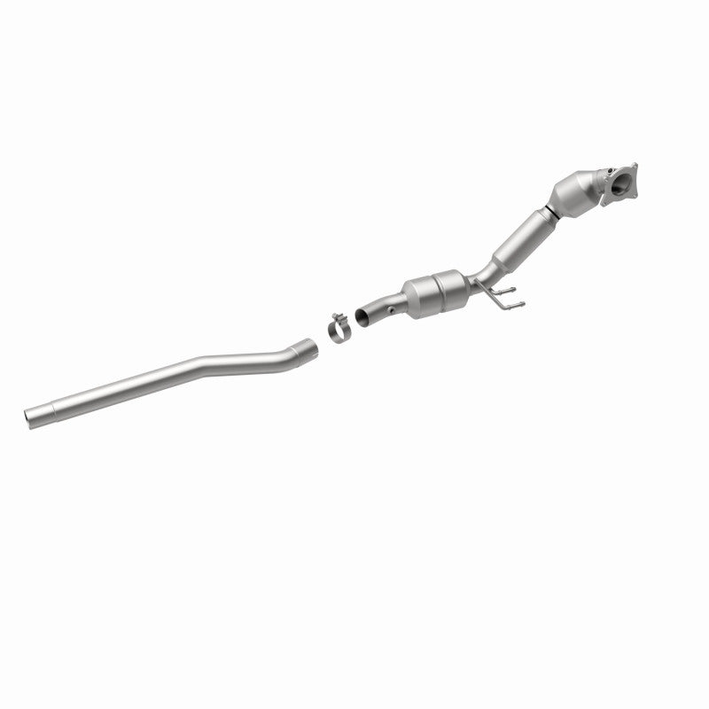 MagnaFlow Volkswagen Passat OEM Grade Federal / EPA Compliant Direct-Fit Catalytic Converter 51361 360 Degree Image Set