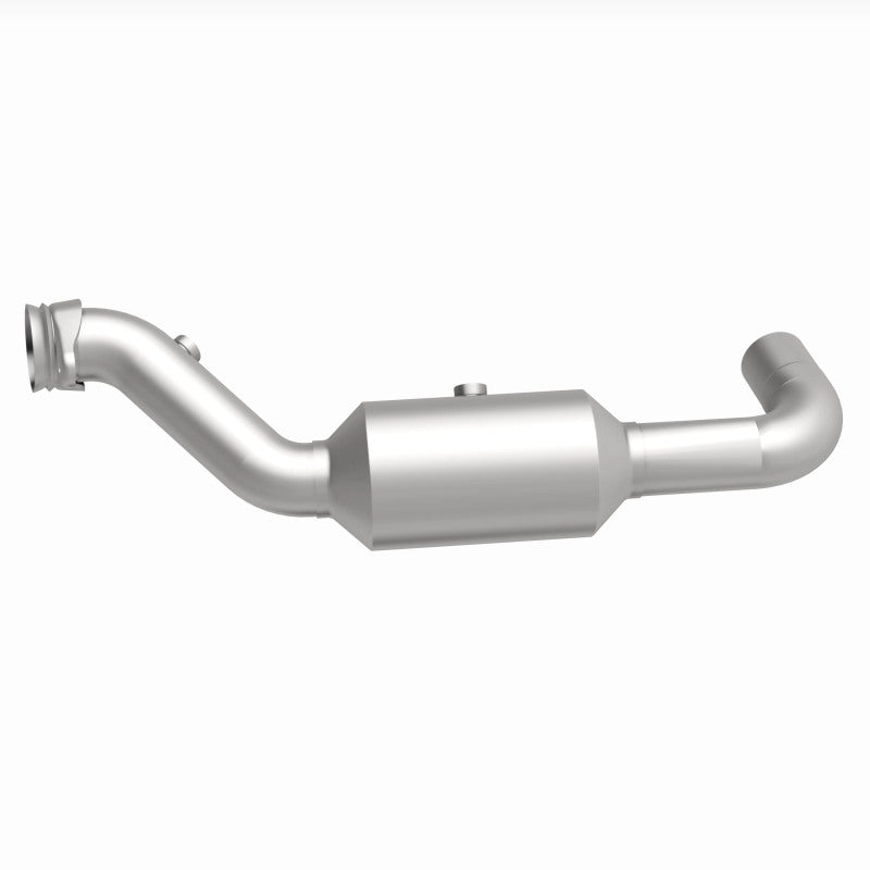 Magnaflow 18-21 Ford Expedition Left Underbody 3.5L Direct Fit Catalytic Converter 280218 280218 360 Degree Image Set