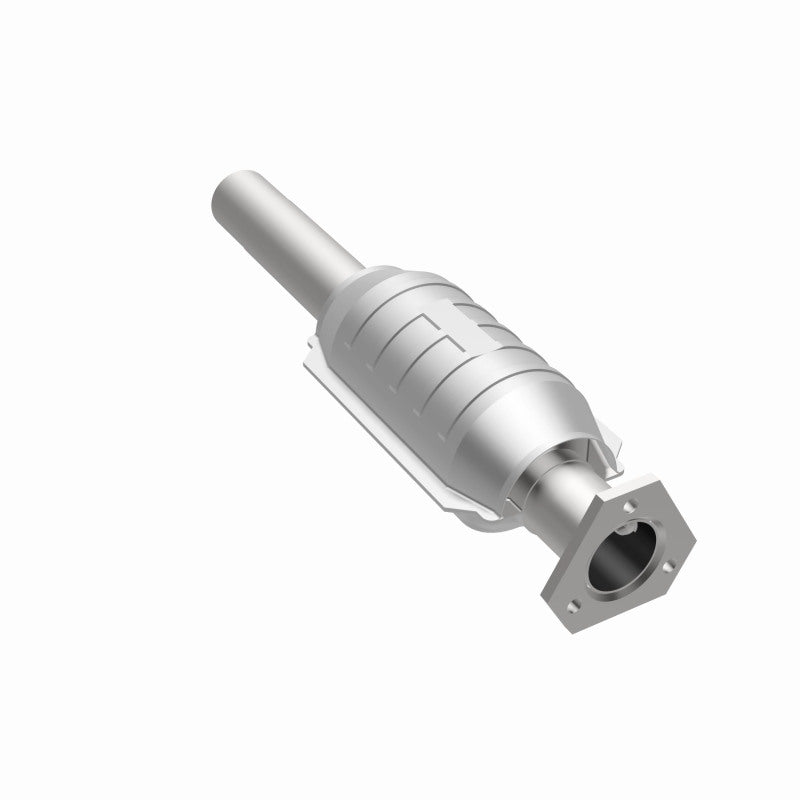 MagnaFlow Volkswagen Standard Grade Federal / EPA Compliant Direct-Fit Catalytic Converter 22917 360 Degree Image Set