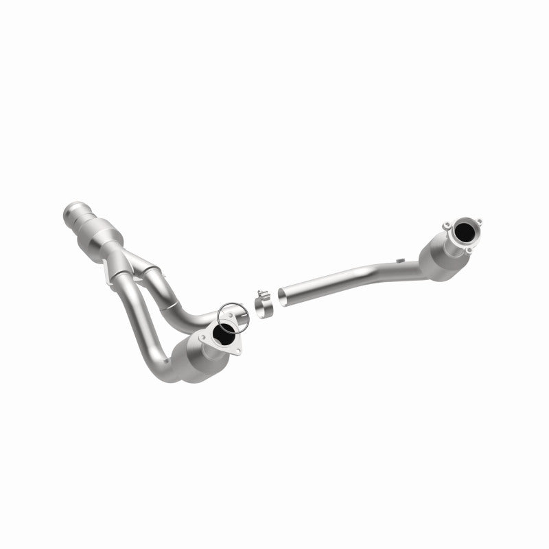MagnaFlow California Grade CARB Compliant Direct-Fit Catalytic Converter 5582617 360 Degree Image Set