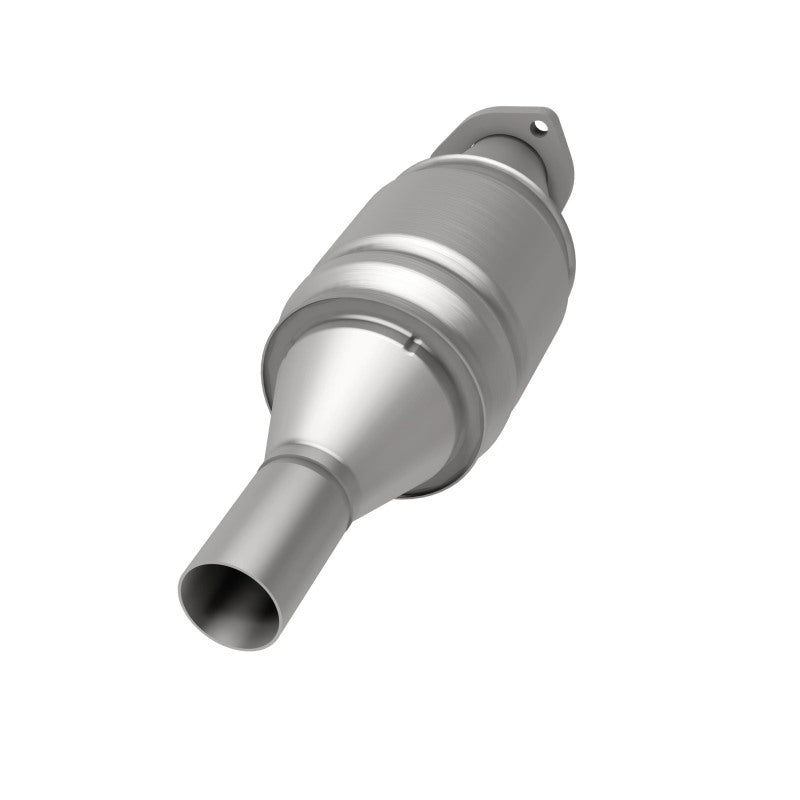 MagnaFlow Volkswagen HM Grade Federal / EPA Compliant Direct-Fit Catalytic Converter 22952 360 Degree Image Set