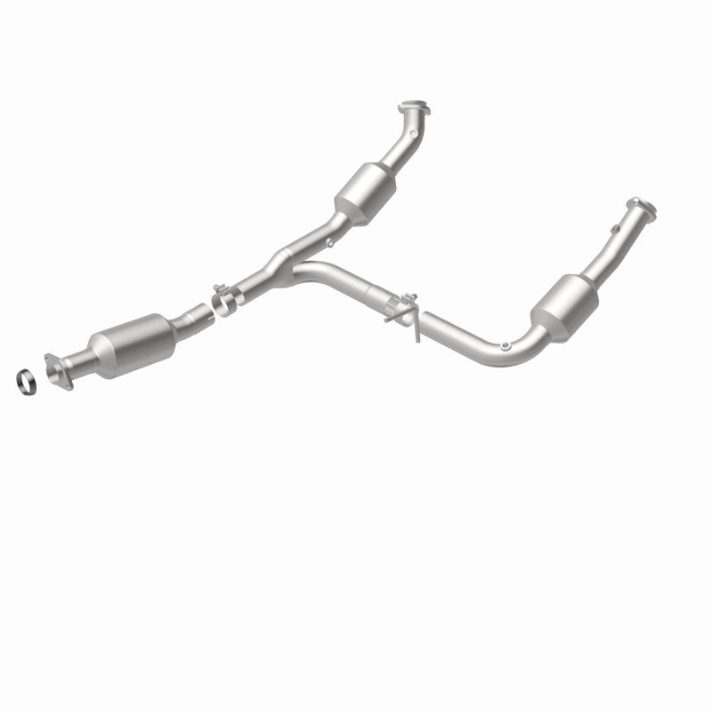 MagnaFlow California Grade CARB Compliant Direct-Fit Catalytic Converter 5481108 360 Degree Image Set