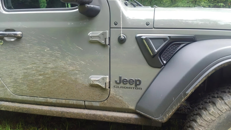 ORACLE Lighting Oracle Sidetrack LED System For Jeep Wrangler JL/ Gladiator JT 5861-504 5861-504 Photo - lifestyle view