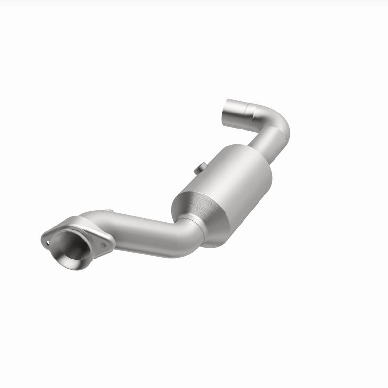 Magnaflow 18-21 Ford Expedition Left Underbody 3.5L Direct Fit Catalytic Converter 280218 280218 360 Degree Image Set