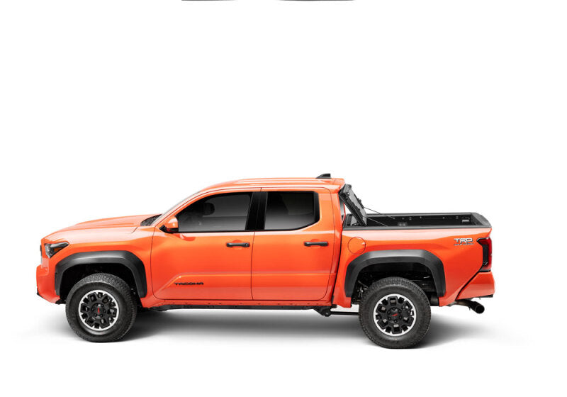 BAK Flip G2 16-19 Toyota Tacoma 6' Bed 226427 Photo - Mounted