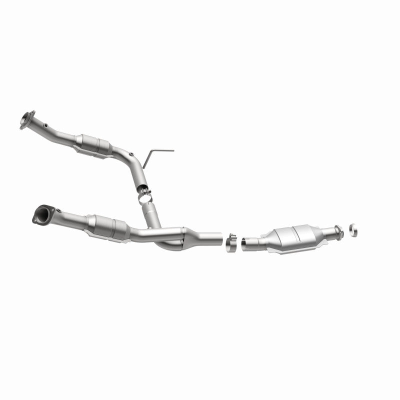MagnaFlow California Grade CARB Compliant Direct-Fit Catalytic Converter 458028 360 Degree Image Set