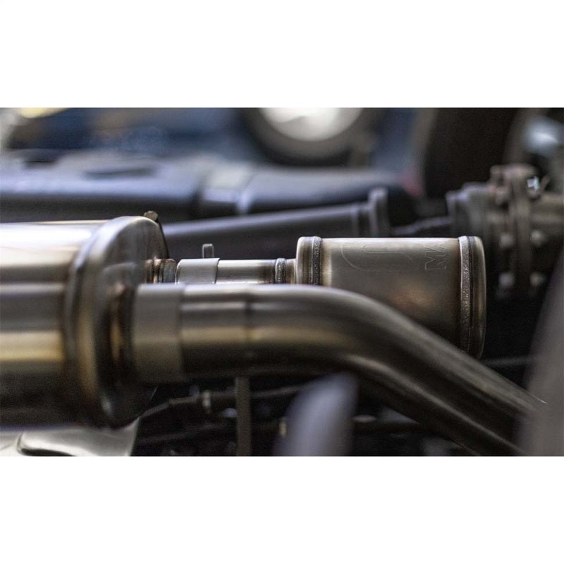 Magnaflow 22+ Toyota Tundra Overland Series 3in Single Straight Passenger Side Rear Cat-Back Exhaust 19604 19604 Photo - Mounted