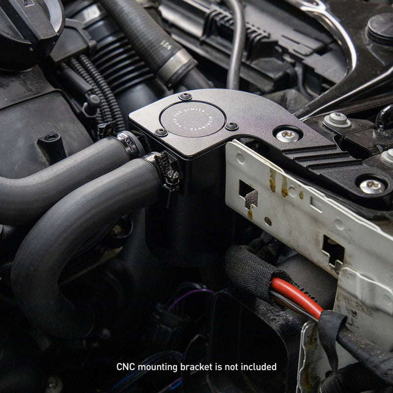 Mishimoto Parallel Port Universal Baffled Oil Catch Can MMBCC-PPTWO MMBCC-PPTWO User 1