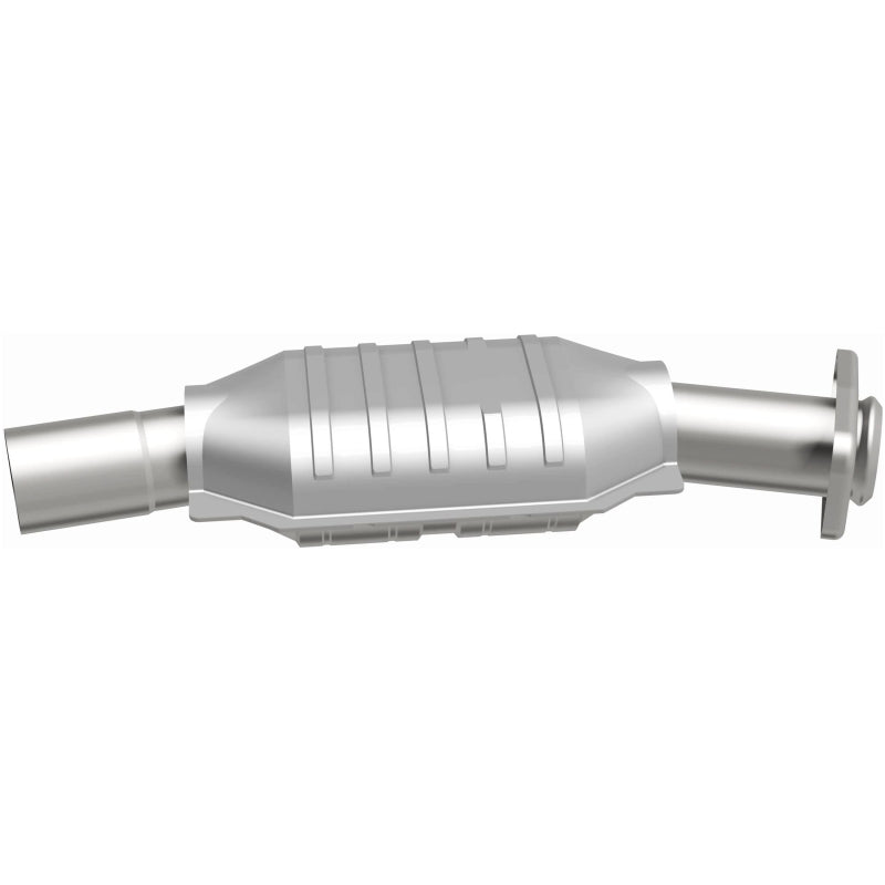 MagnaFlow Standard Grade Federal / EPA Compliant Direct-Fit Catalytic Converter 93431 Photo - out of package