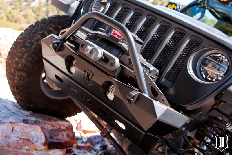 ICON 2018+ Jeep Wrangler JL / 2020+ Jeep Wrangler JT Pro Series Front Bumper w/Bar/Tabs 25164 25164 Photo - Mounted