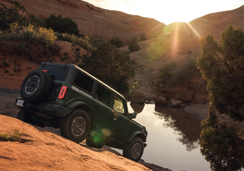 Ford Racing 21-23 Bronco 17x8.5 Wheel Kit - Sinister Bronze M-1007K-P1785BRN M-1007K-P1785BRN Photo - Mounted