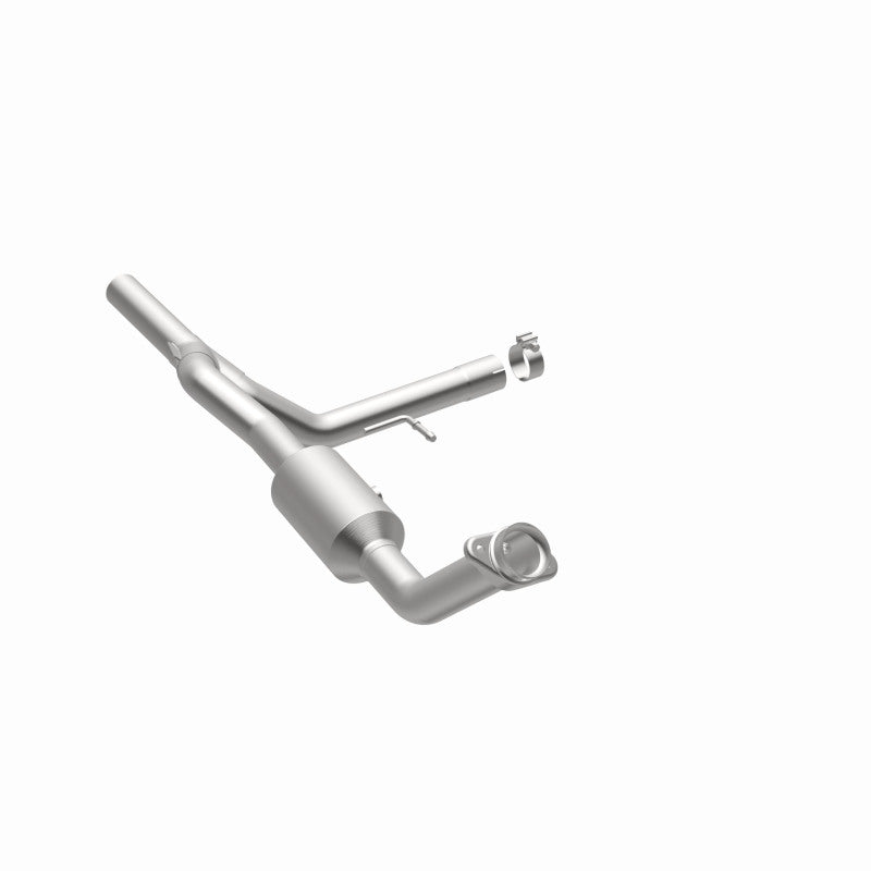 MagnaFlow California Grade CARB Compliant Direct-Fit Catalytic Converter 5551695 360 Degree Image Set