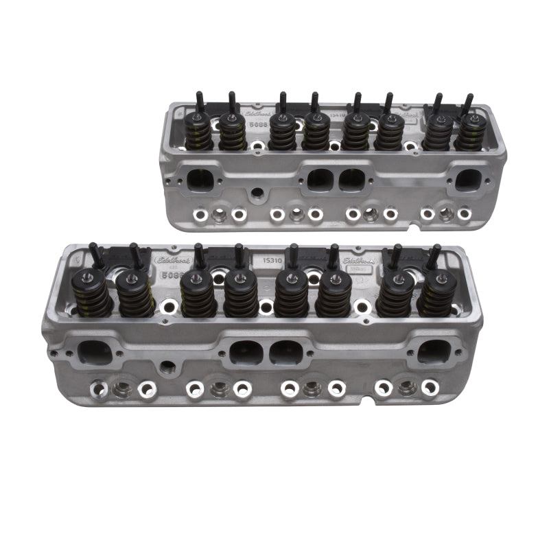Edelbrock Cylinder Head E-210 SBC 64CC Performance RPM 1PR. 5085 Photo - out of package