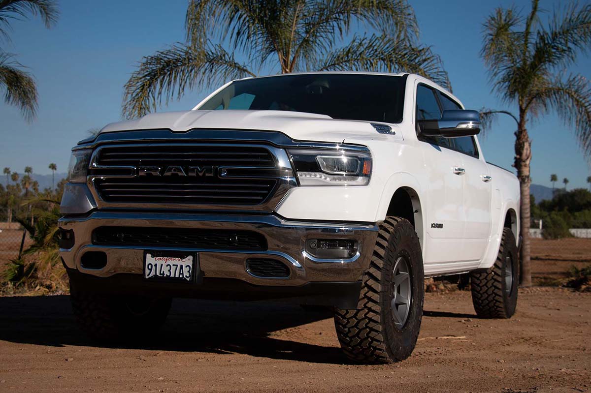 ICON 2019+ Ram 1500 2-3in. Stage 2 Suspension System w/ Tubular Upper Control Arms K213112T