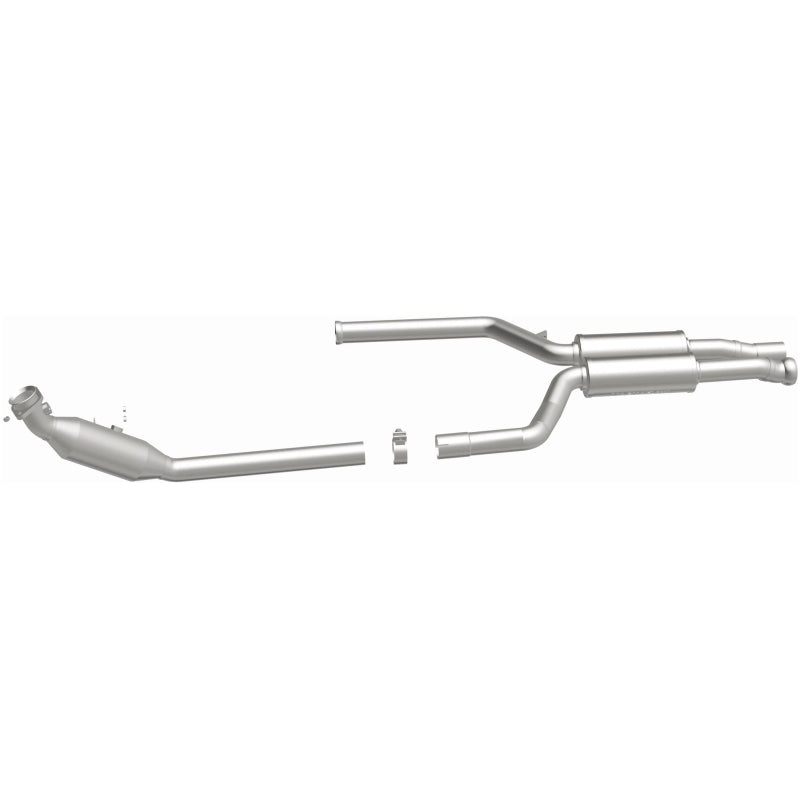 MagnaFlow Mercedes-Benz E400 OEM Grade Federal / EPA Compliant Direct-Fit Catalytic Converter 52996 Photo - out of package