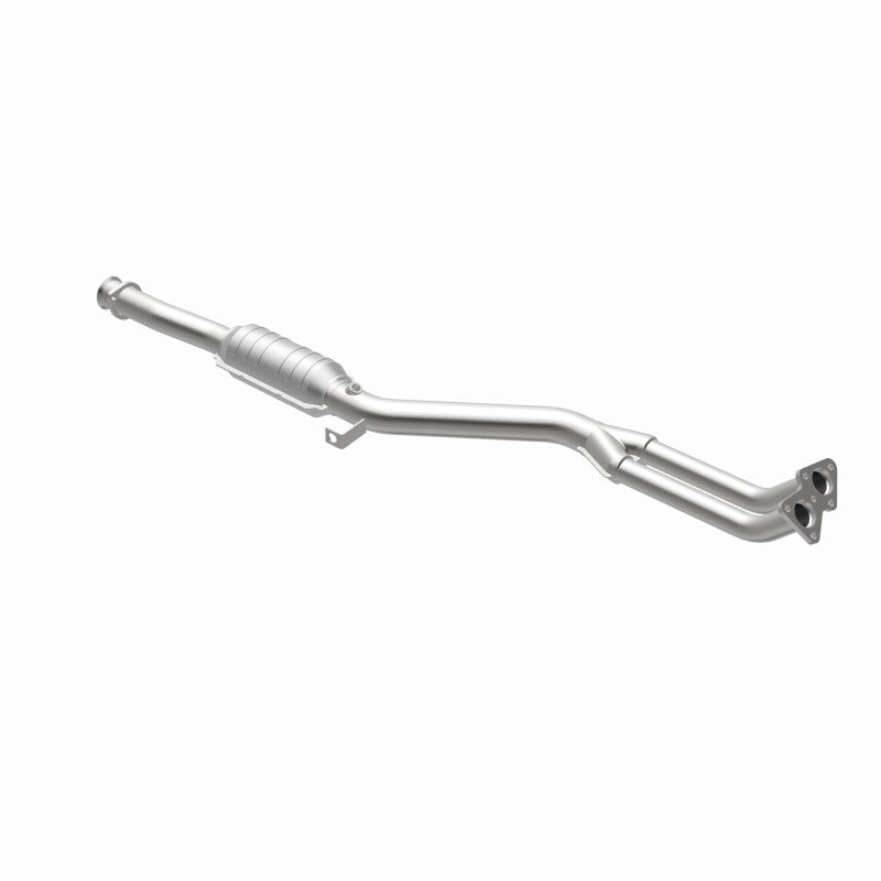 MagnaFlow BMW Standard Grade Federal / EPA Compliant Direct-Fit Catalytic Converter 93684 360 Degree Image Set