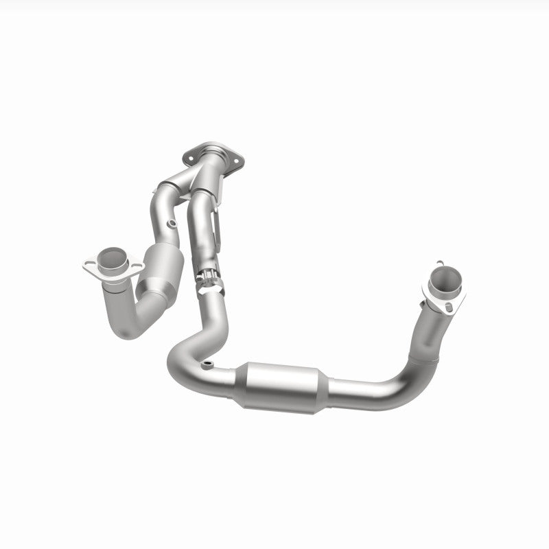 Magnaflow 05-06 Jeep Grand Cherokee 4.7L Direct Fit Catalytic Converter 4651686 4651686 360 Degree Image Set