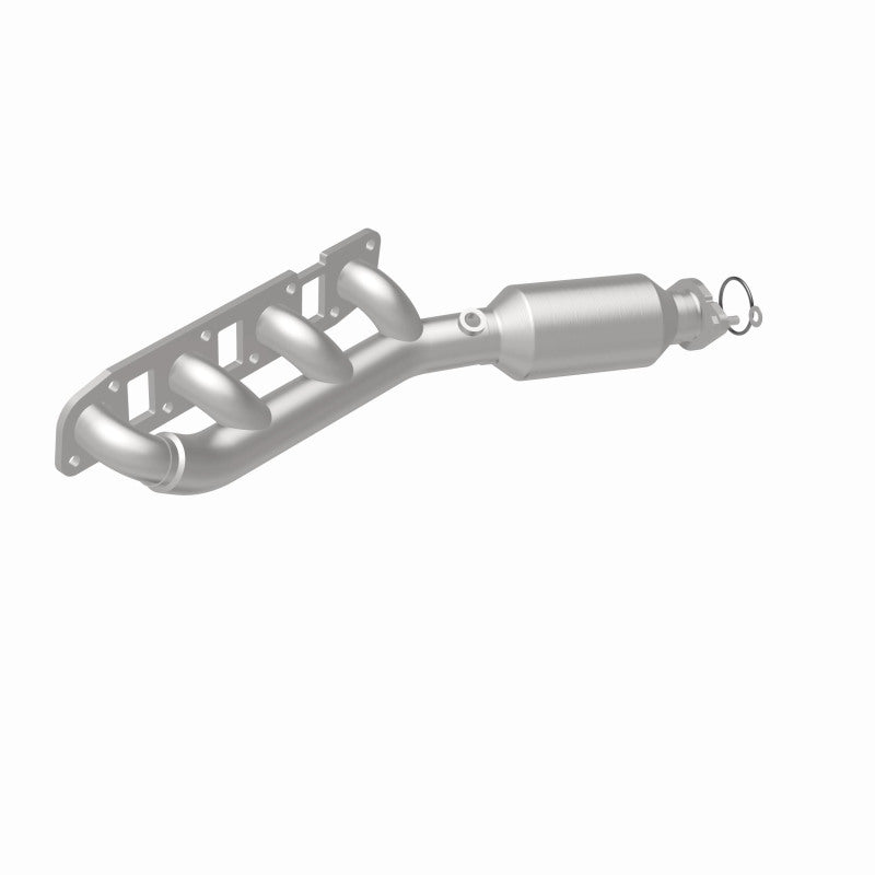 MagnaFlow Infiniti OEM Grade Federal / EPA Compliant Manifold Catalytic Converter 22-035 360 Degree Image Set