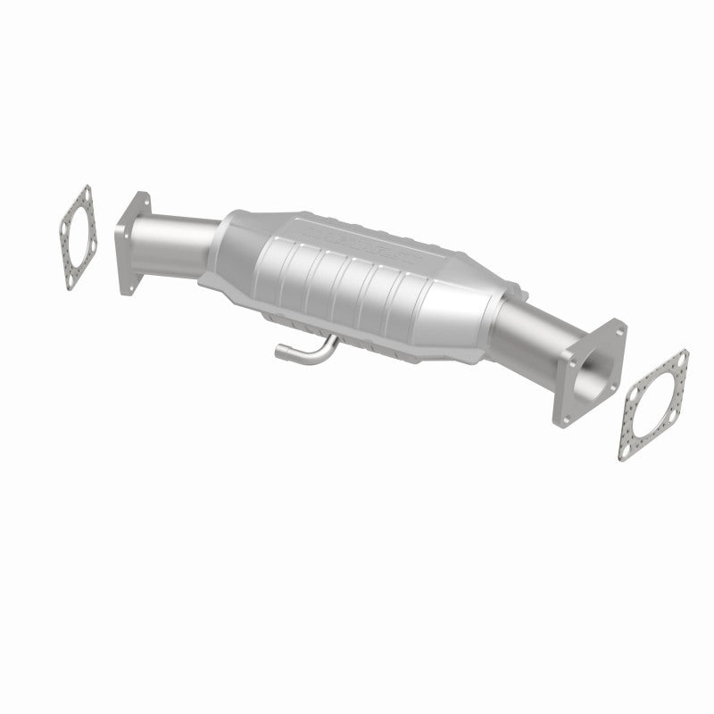 MagnaFlow Chevrolet California Grade CARB Compliant Direct-Fit Catalytic Converter 3322430 360 Degree Image Set