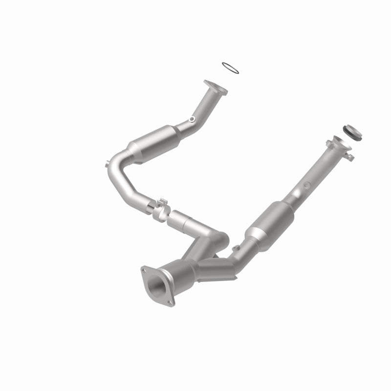 MagnaFlow California Grade CARB Compliant Direct-Fit Catalytic Converter 5451650 360 Degree Image Set