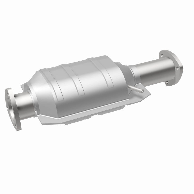 MagnaFlow Alfa Romeo Standard Grade Federal / EPA Compliant Direct-Fit Catalytic Converter 23504 360 Degree Image Set