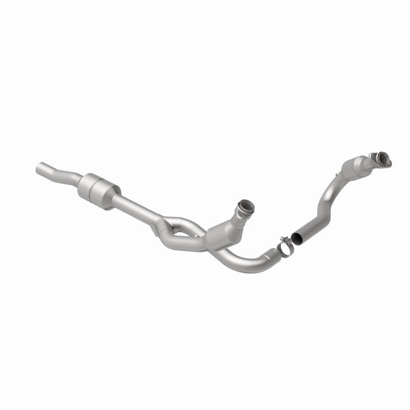 MagnaFlow Dodge Ram 1500 HM Grade Federal / EPA Compliant Direct-Fit Catalytic Converter 24421 360 Degree Image Set