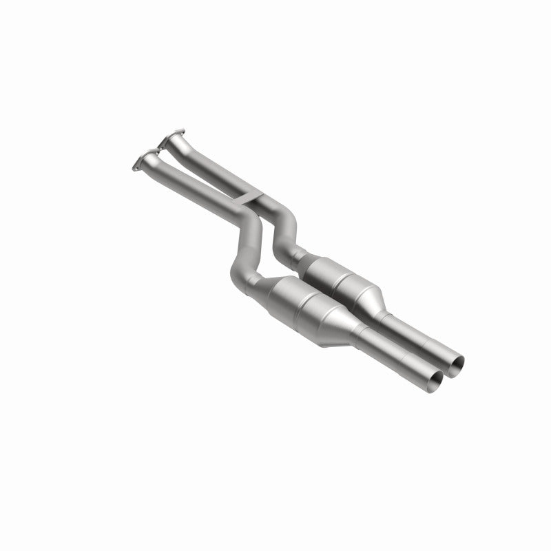 MagnaFlow BMW OEM Grade Federal / EPA Compliant Direct-Fit Catalytic Converter 49760 360 Degree Image Set