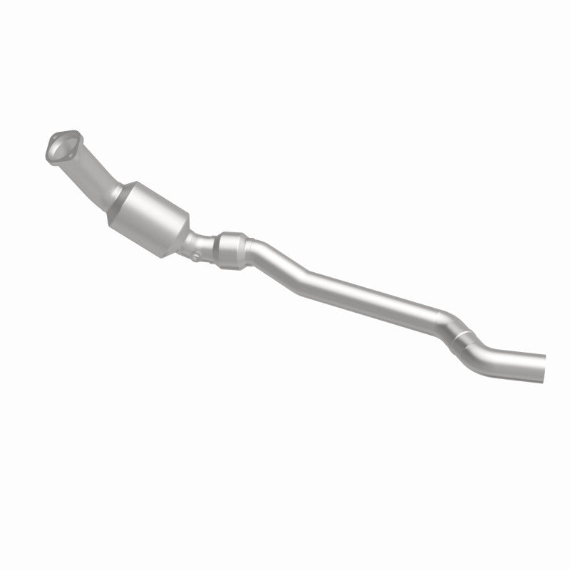 MagnaFlow California Grade CARB Compliant Direct-Fit Catalytic Converter 5561585 360 Degree Image Set