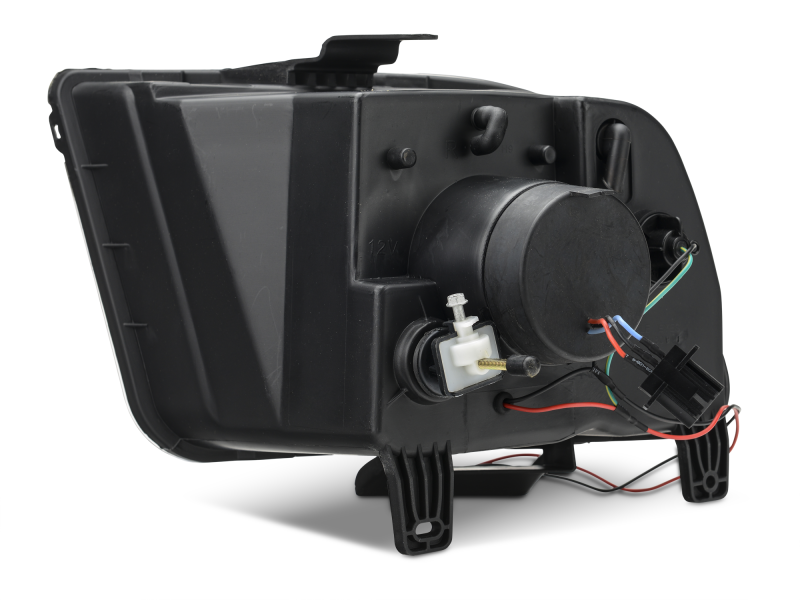 Raxiom 05-09 Ford Mustang Halogen 2010 Style LED Halo Headlights-Blk Hsng(Clear Lens/Excludes GT500) 101682 101682 Photo - Close Up