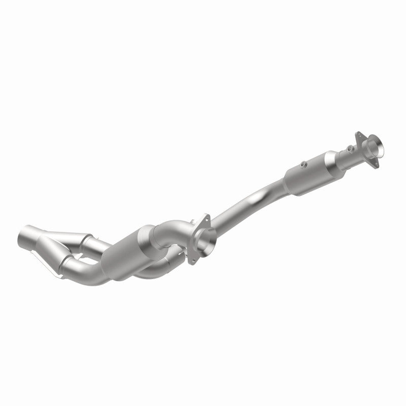 MagnaFlow Dodge Ram 1500 California Grade CARB Compliant Direct-Fit Catalytic Converter 5451664 360 Degree Image Set