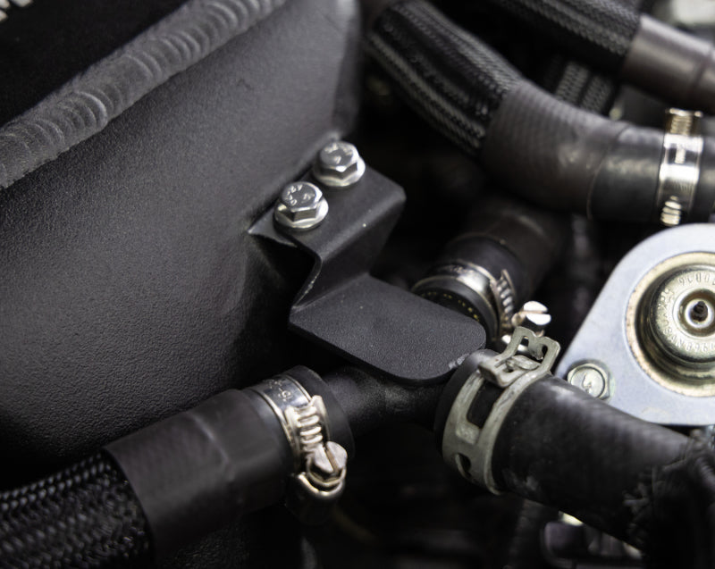 Mishimoto 2016+ Infiniti Q50/60 3.0T Performance Air-To-Water Intercooler Kit MMINT-Q50-16 MMINT-Q50-16 User 1