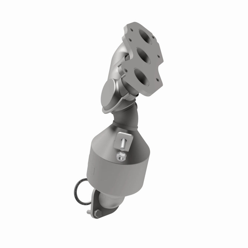 MagnaFlow Toyota California Grade CARB Compliant Manifold Catalytic Converter 5582858 360 Degree Image Set