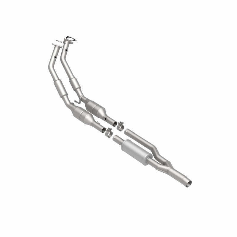 MagnaFlow Audi TT Quattro OEM Grade Federal / EPA Compliant Direct-Fit Catalytic Converter 49716 360 Degree Image Set