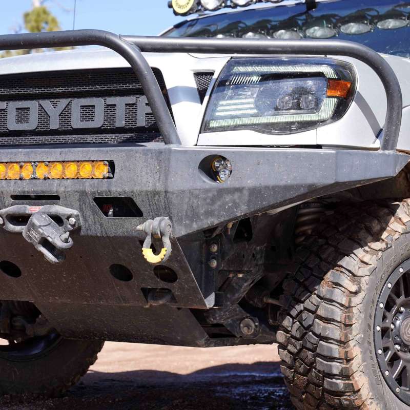 KC HiLiTES Round Universal Shrouds for Flex Era 3 Lights (Pair) 7468 7468 Photo - lifestyle view