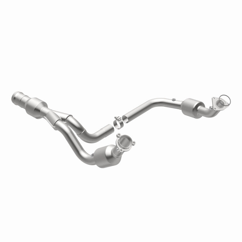 MagnaFlow OEM Grade Federal / EPA Compliant Direct-Fit Catalytic Converter 52616 360 Degree Image Set